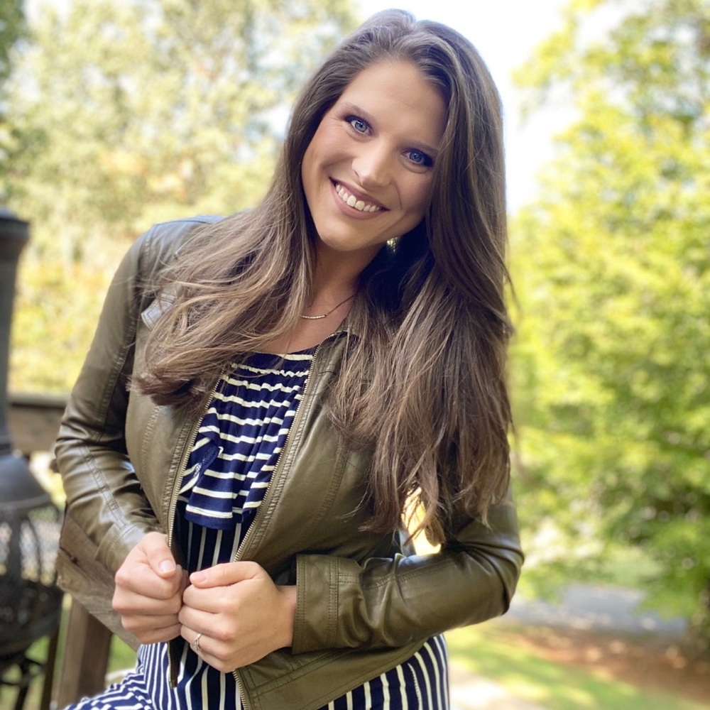 Meet your Posher, Erika shae